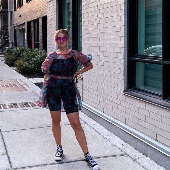 Zara Sheer puff sleeve dress. - Picture 4 of 5